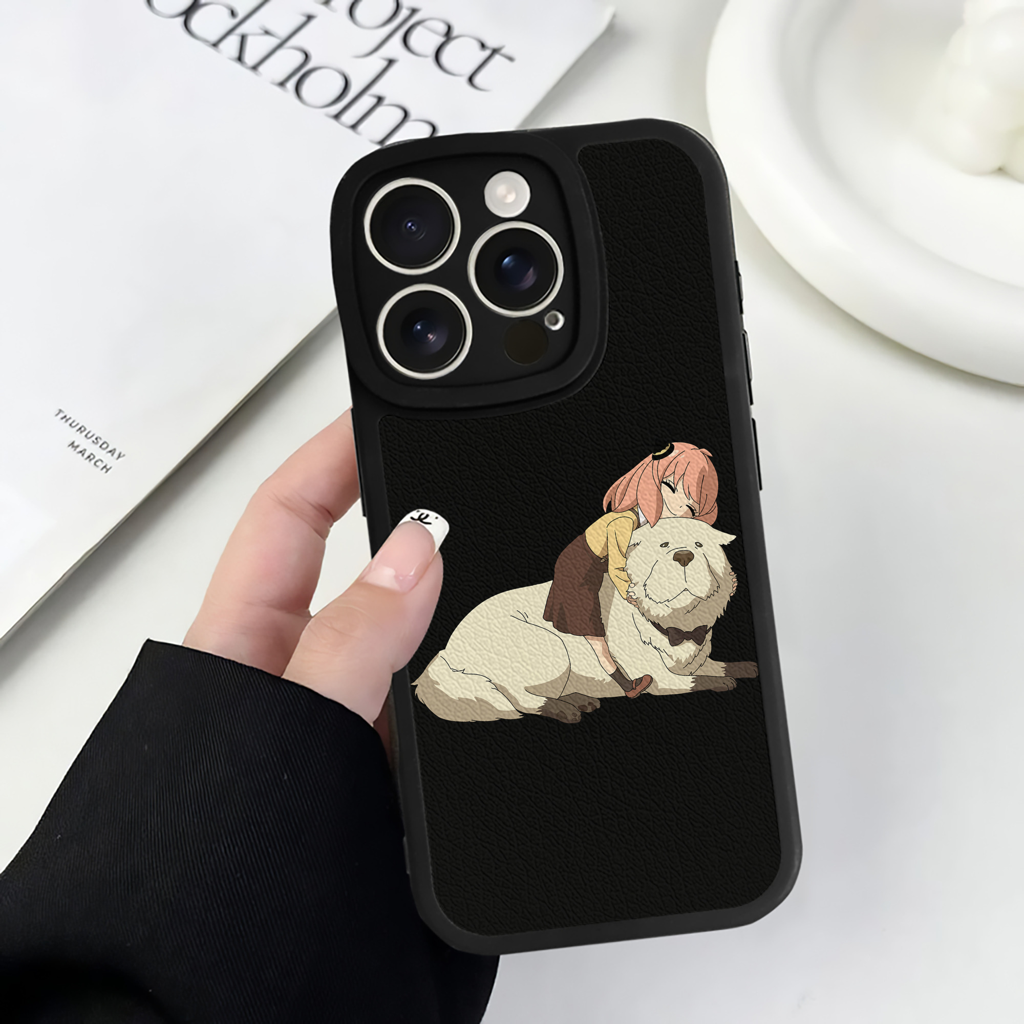 （画像用） SPY×FAMILY间谍家家酒 【iPhone 16シリーズ対応】シリコンスマホケース（レザー調） 材質：シリコン